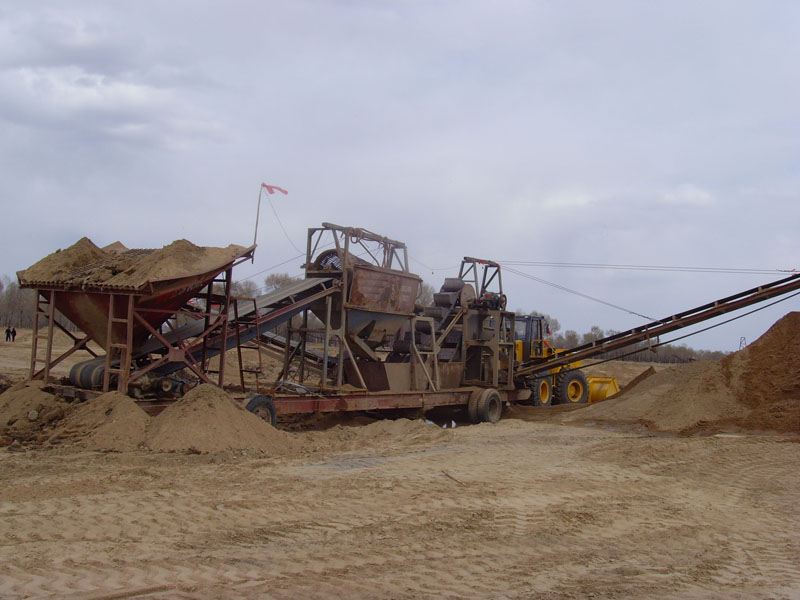 山沙洗沙機(jī) 山沙洗沙機(jī)